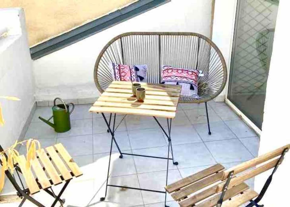 Hyper Centre D'avignon Terrasse Wifi Et Climatisation *